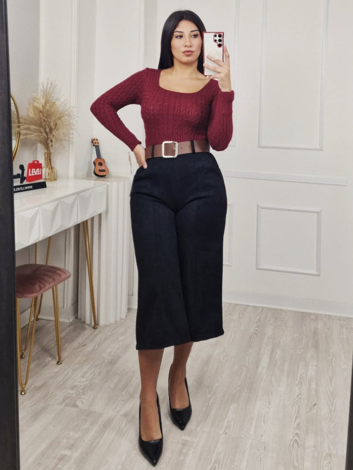 Maglia modello corto Scollo quadrato, motivo a intreccio e manica lunga morbido e caldo Nero Level Stores