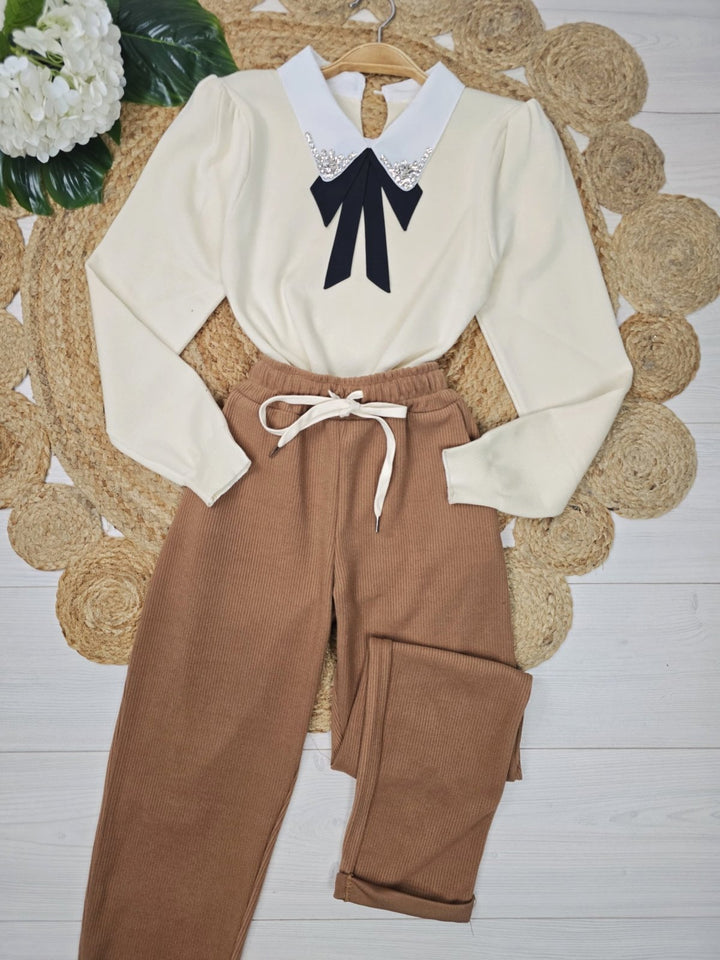 Maglione con colletto della camicia con fiocco strass morbido e caldo Panna Level Stores