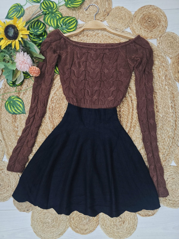 Maglione con motivo a intreccio modello corto morbido Nero Level Stores