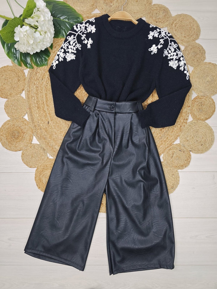 Max maglia con ricamo con fantasia floreale morbido e caldo Nero Level Stores