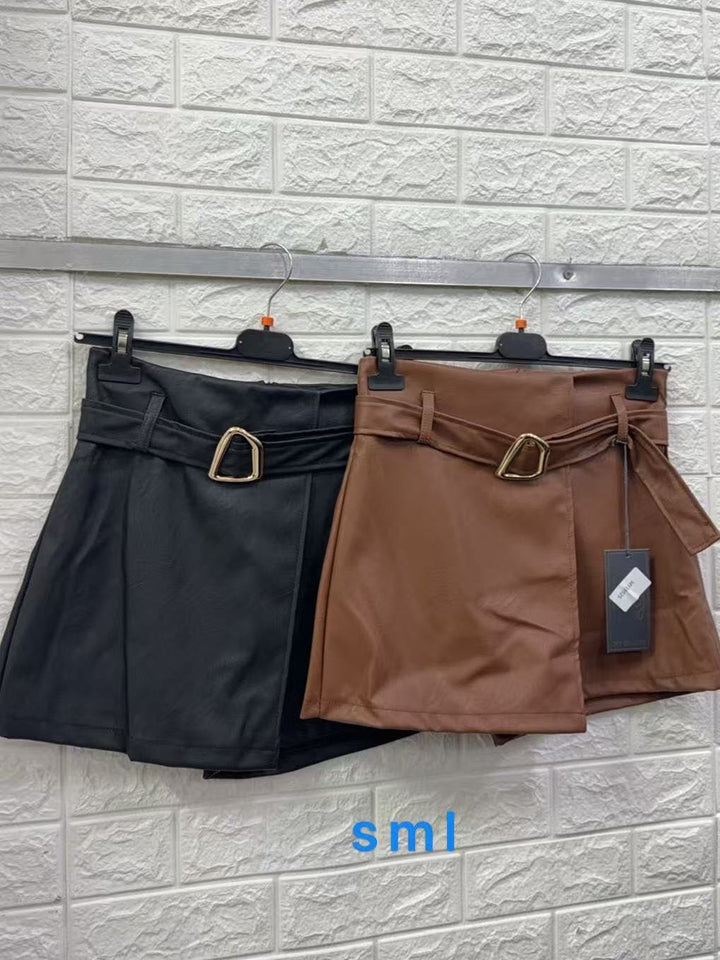 pantagonna con pantaloncino in ecopelle inclusa la cintura elasticizzato Marrone Level Stores