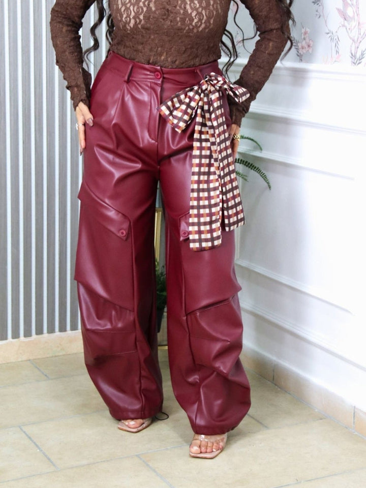 Pantalone in ecopelle elastico sul retro inclusa sciapa di seta Bordo Level Stores