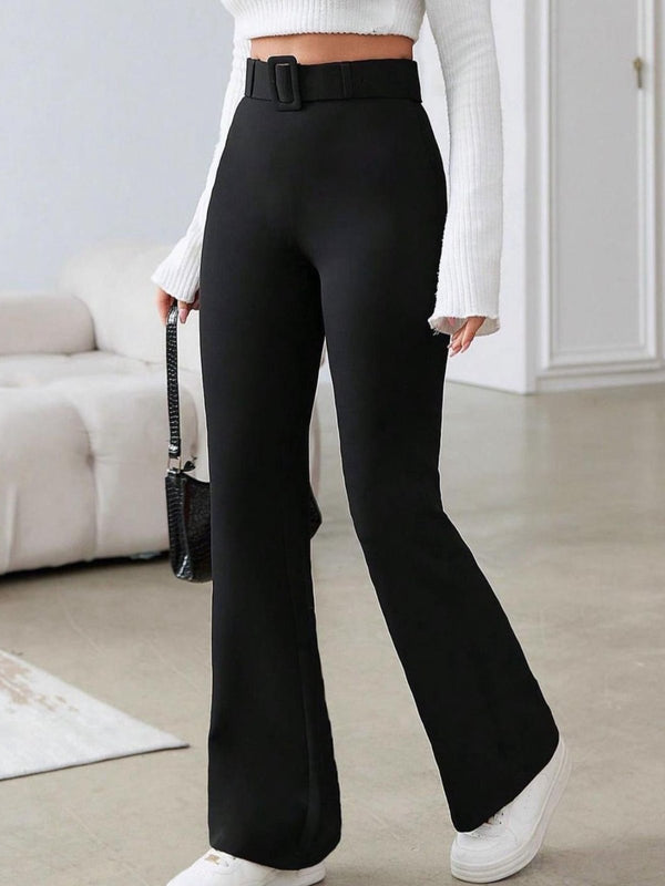 Pantalone in tessuto scuba crepe a zampa inclusa la cintura - Nero - Level Stores