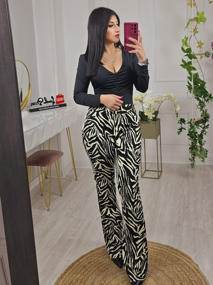 Pantalone modello a zampa con fantasia animali - Zebra - Level Stores