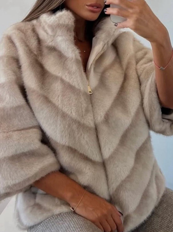 Pellicci con zip con tasche morbido e caldo Beige Level Stores