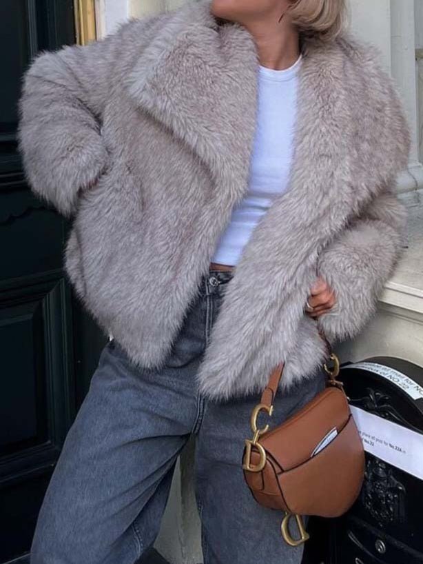 Pelliccia Caldo Morbido manica lunga con tasche Beige Level Stores