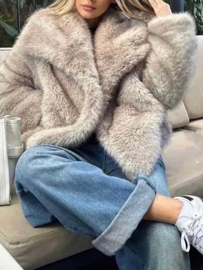 Pelliccia Caldo Morbido manica lunga con tasche Beige Level Stores