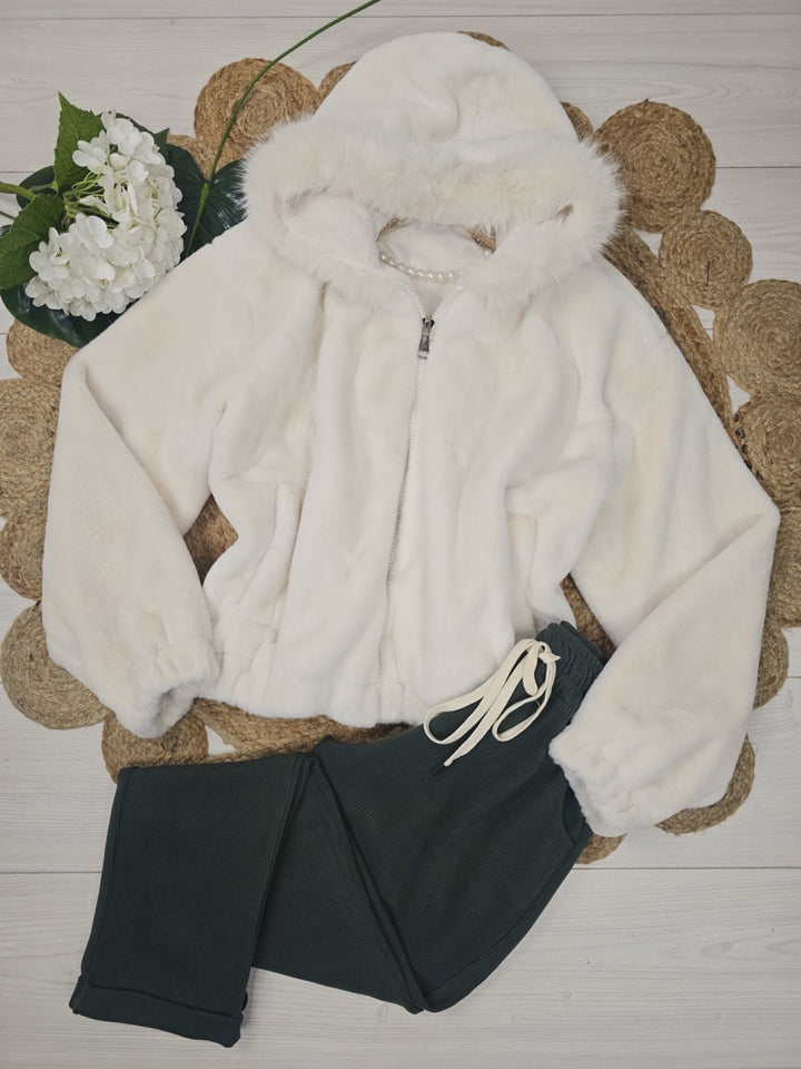 Pelliccia con cappuccio con zip morbido e caldo Nero Level Stores