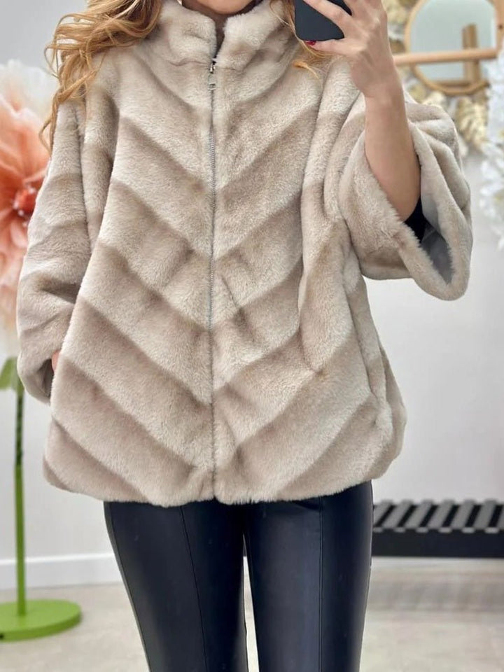 Pelliccia con zip con tasche morbido e caldo maniche tre quarti Camel Level Stores