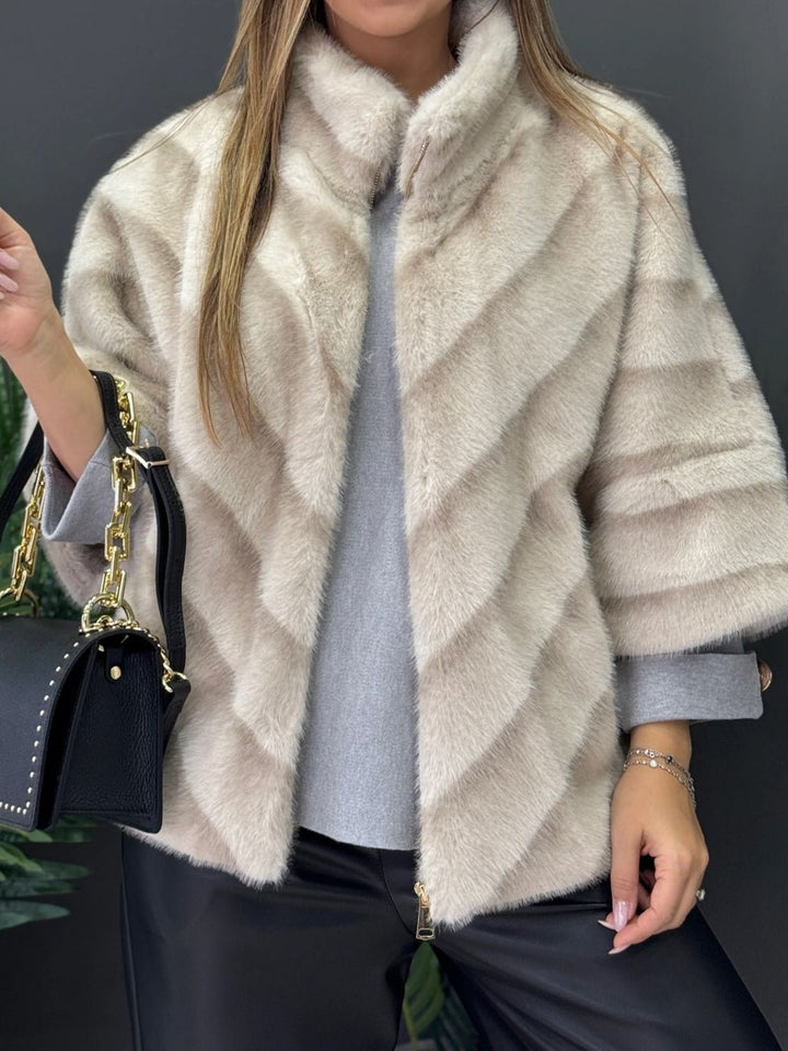 Pelliccia con zip con tasche morbido e caldo maniche tre quarti Camel Level Stores