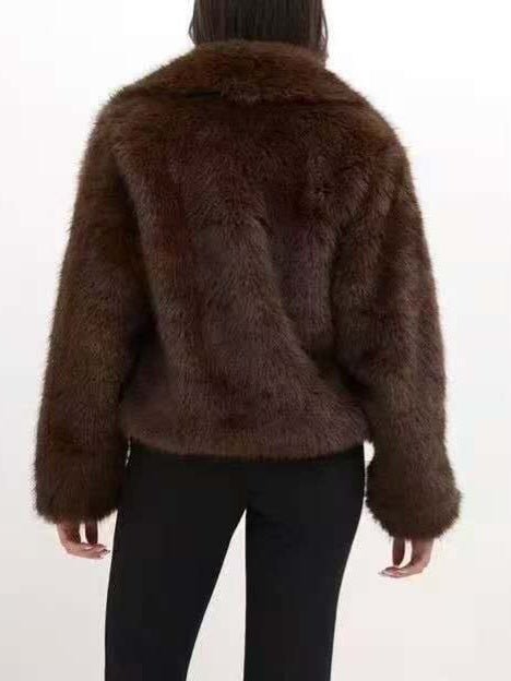 Pelliccia con zip morbido e caldo Beige Level Stores