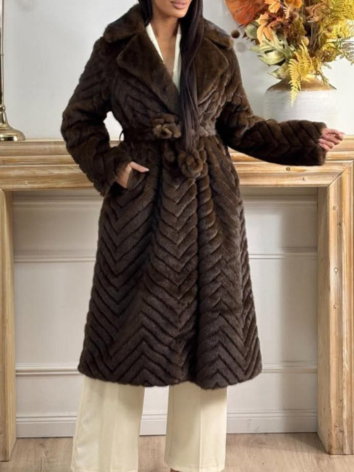 Pelliccia lungo con bottoni con tasche inclusa la cintura morbido e caldo Marrone Level Stores