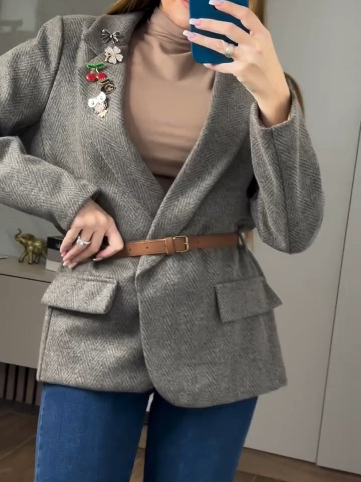 Questa giacca blazer in panno è dotata di fodera strass inclusa la cintura Tessuto pesante Camel Level Stores