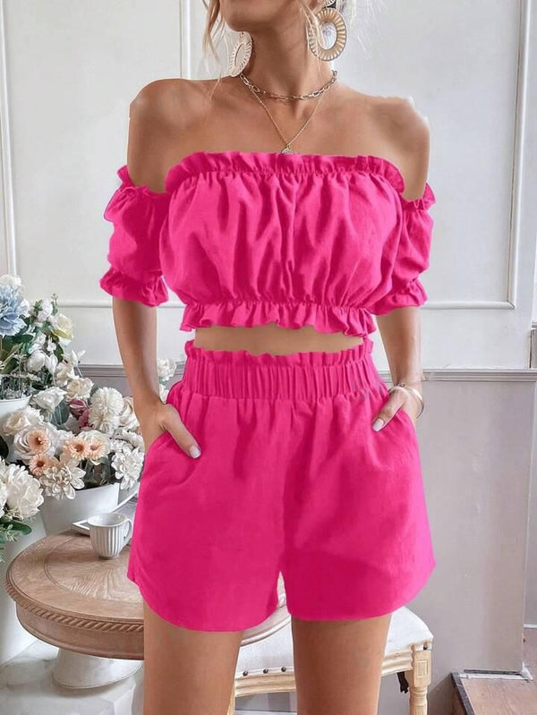 Completo in chiffon top con spalle scoperte con volant e short elastico in vita