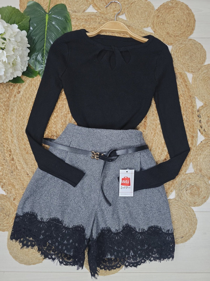 short in panno elastico sul retro in pizzo cintura elasticizzata Beige Level Stores