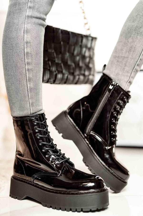 Stivaletto in vernice Nero Nero Level Stores