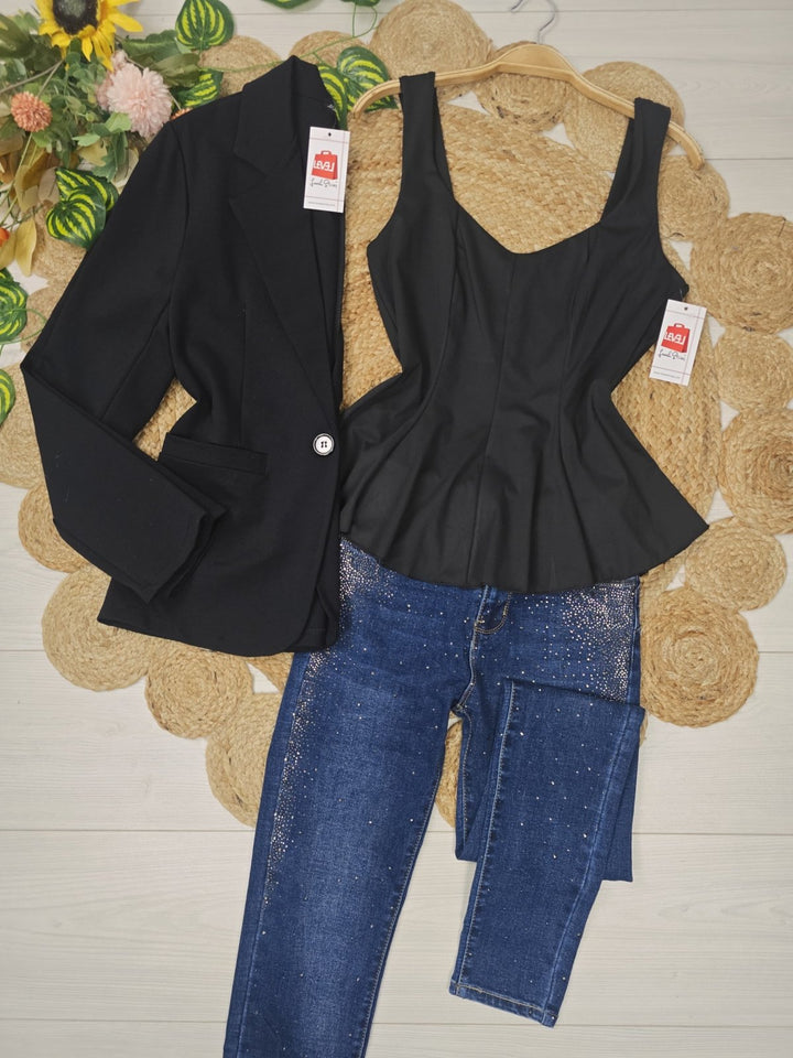 Top con bretelle aderente elasticizzato Nero Level Stores