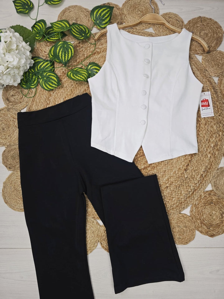 Top in gilet smanicato con bottoni sagomato Bianco Level Stores