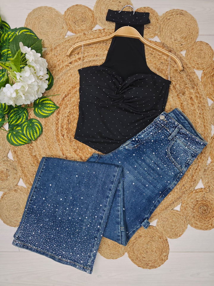 Top in lycra aderente con strass e coppe preformate Nero Level Stores