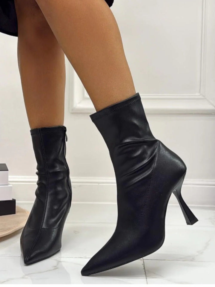 Tronchetto in ecopelle elastico Nero Nero Level Stores