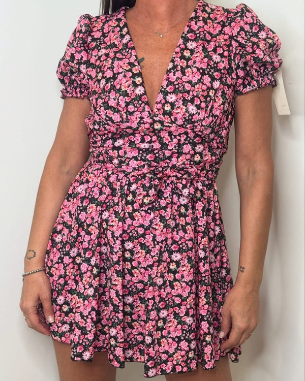 Vestito corto con stampa floreale manica corta polsino scollo a v Nero/Rosa Level Stores