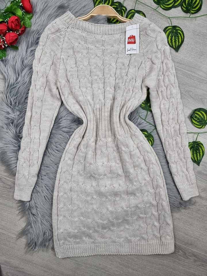 Abito - maxi maglia in viscosa in tinta unita. - Nero - Level Stores
