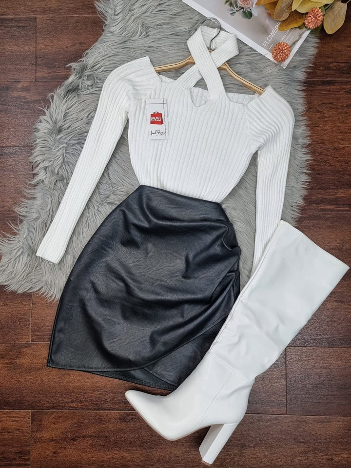 Maglia a costine con scollo a V ad incrocio Casual - Camel - Level Stores