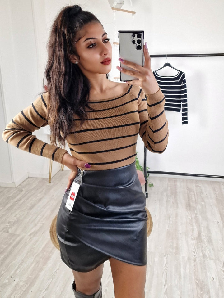 Maglione a righe Scollo quadrato e manica lunga., - Nero - Level Stores