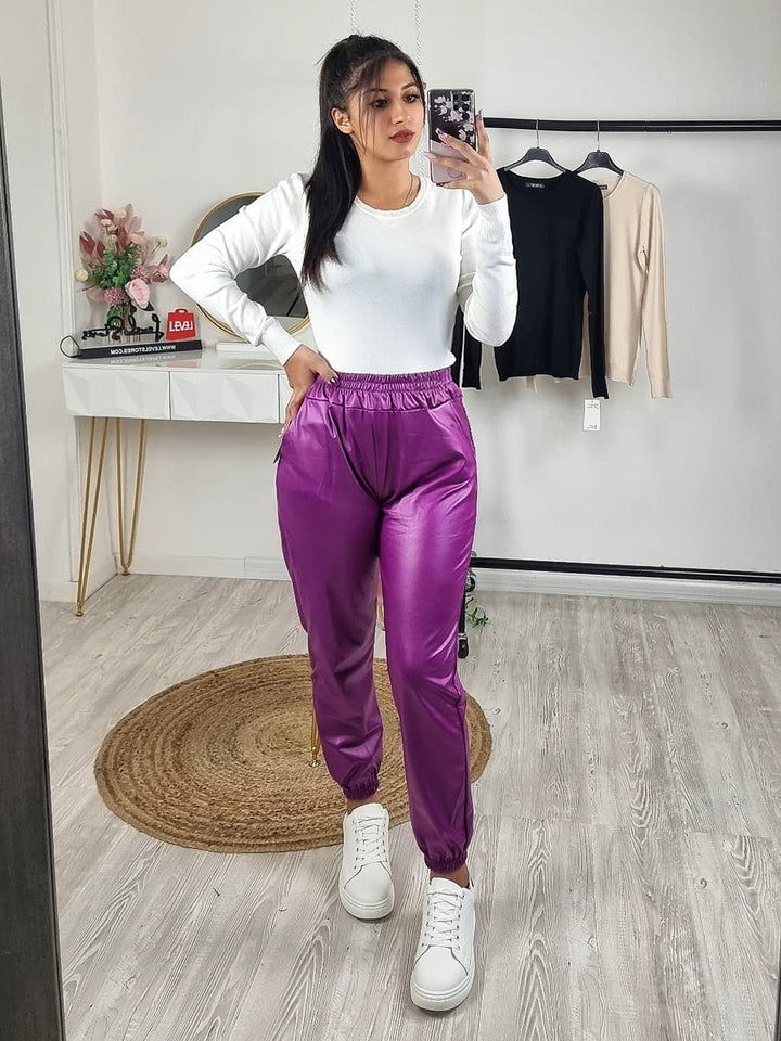 Pantalone in ecopelle con fascia elastica arricciata e tasche laterali - Magenta - Level Stores